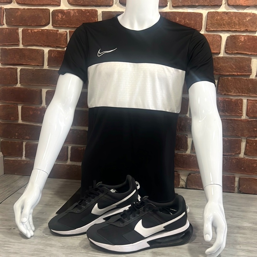 Nike Dri-Fit Shirt